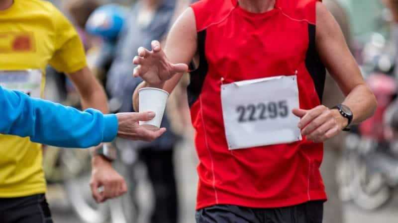 Struggling to drink more water?? Here's 4 quick fire tips...