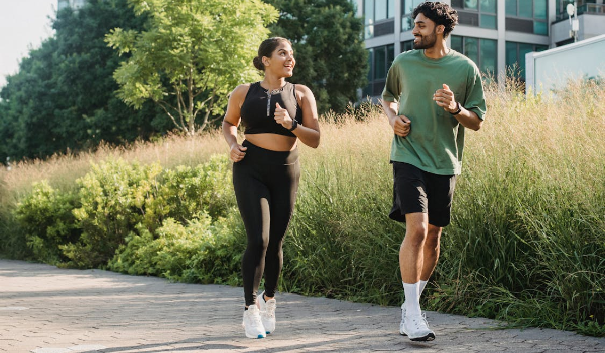 Racing Bizarre: Running’s Drunken Cult of The Hash House Harriers